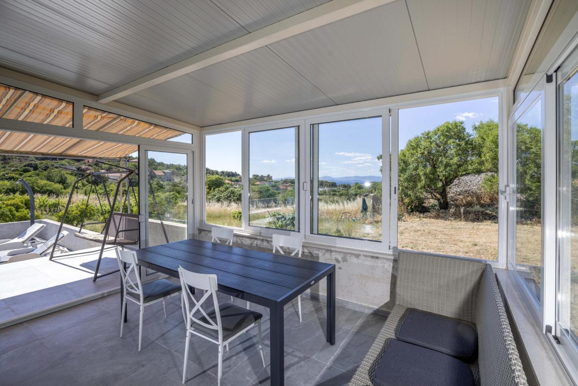 Villa Baras Garden - House With Pool Mirce 外观 照片